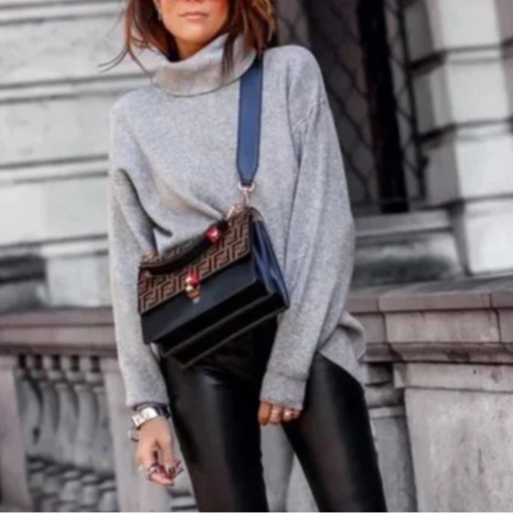 New Free People Softly Structured Oversized Tunic Sweater Heather Gray in Med - Picture 2 of 9